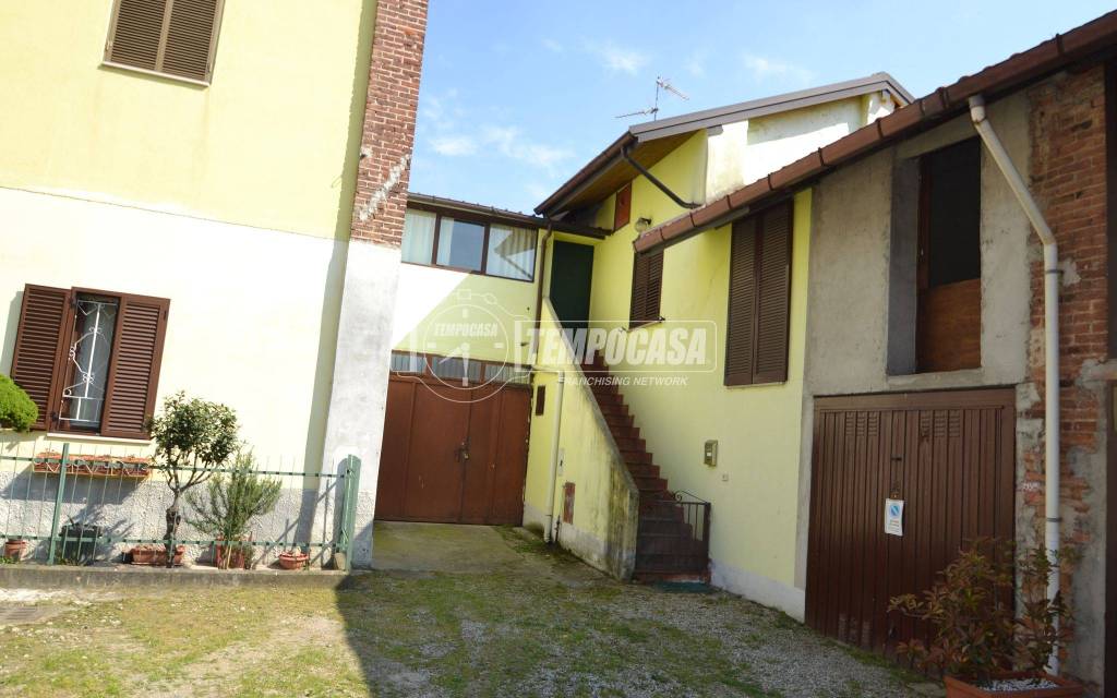 appartamento in vendita a Cesate