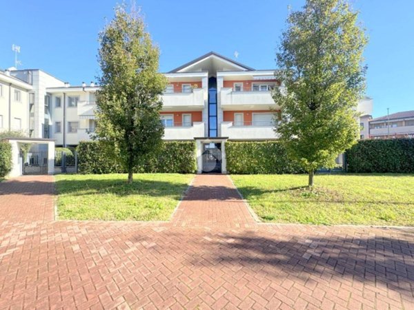 appartamento in vendita a Cesate