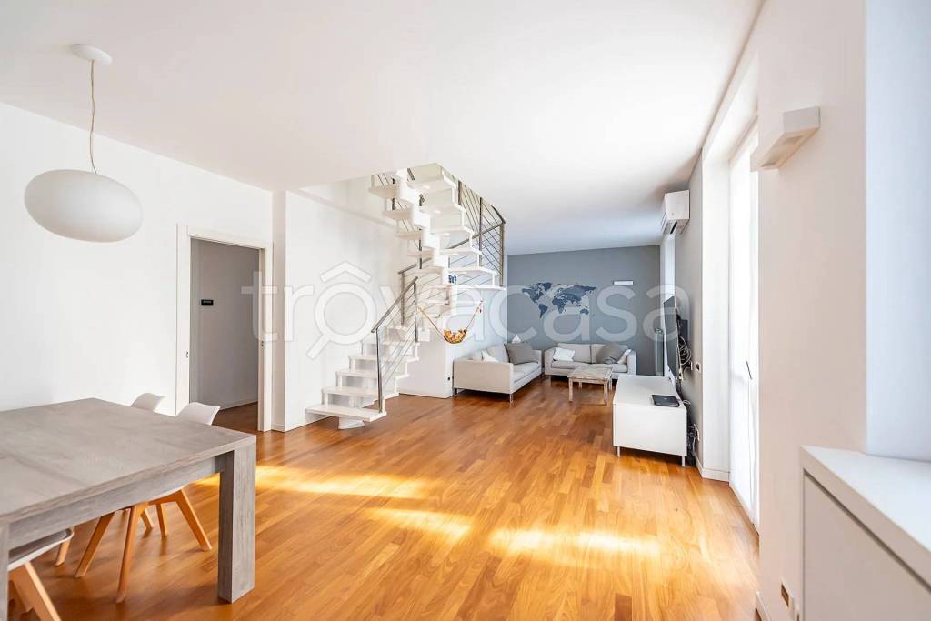 appartamento in vendita a Cesate