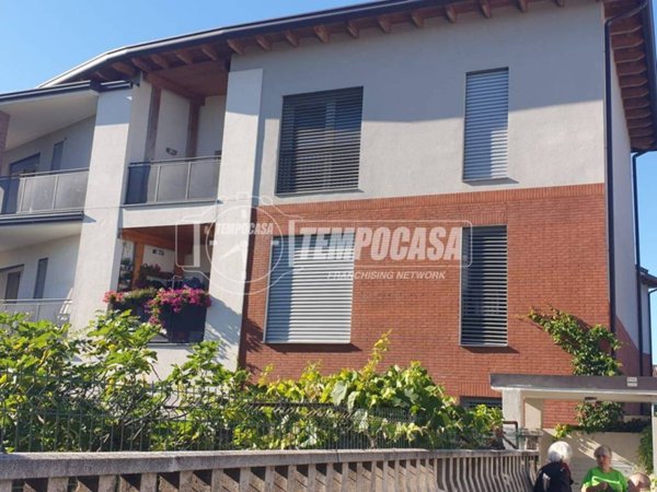 appartamento in vendita a Cesate