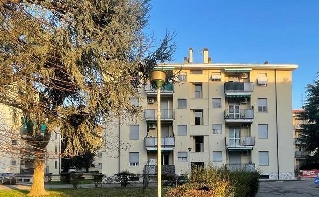 appartamento in vendita a Cesate