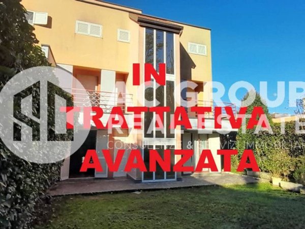 casa indipendente in vendita a Cesate