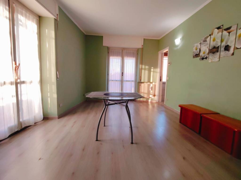 appartamento in vendita a Cesate