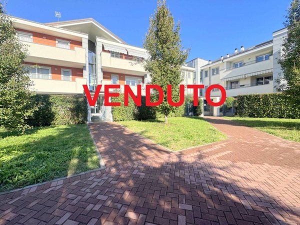 appartamento in vendita a Cesate