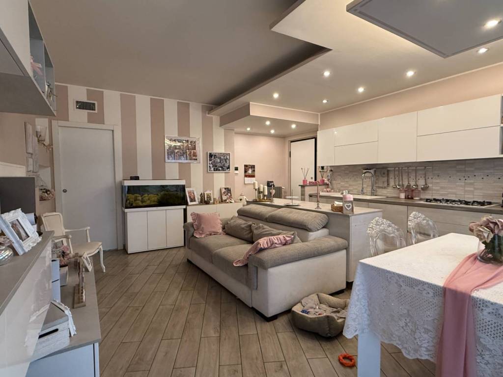 appartamento in vendita a Cesate