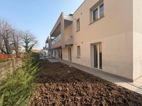 appartamento in vendita a Cesate