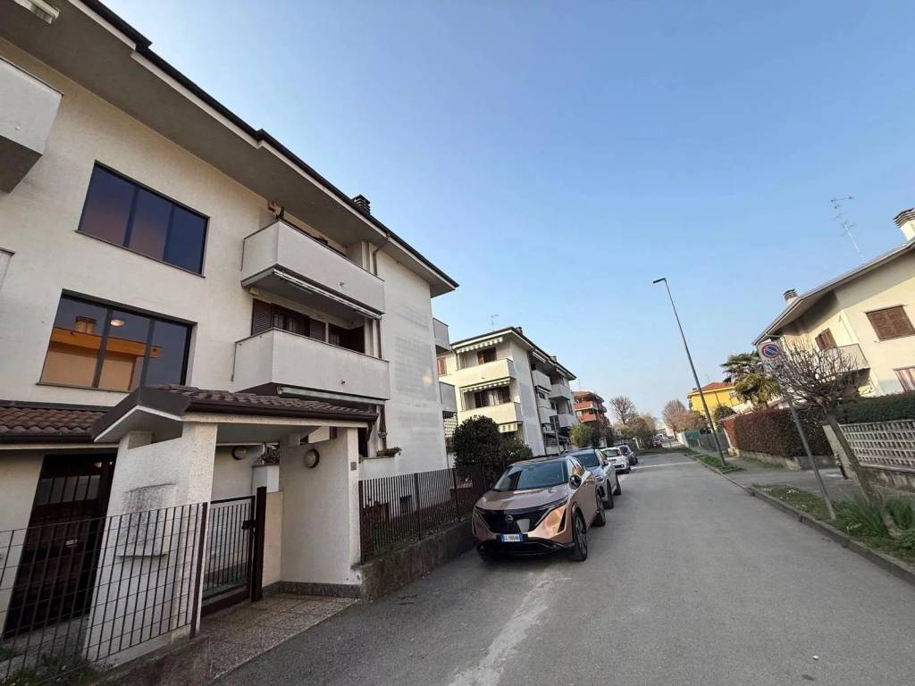 appartamento in vendita a Cesate