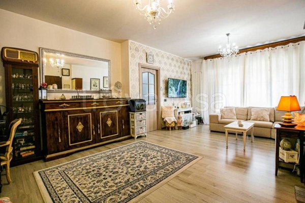 appartamento in vendita a Cesate