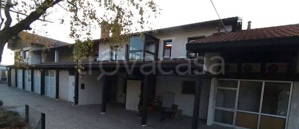 negozio in vendita a Cesate