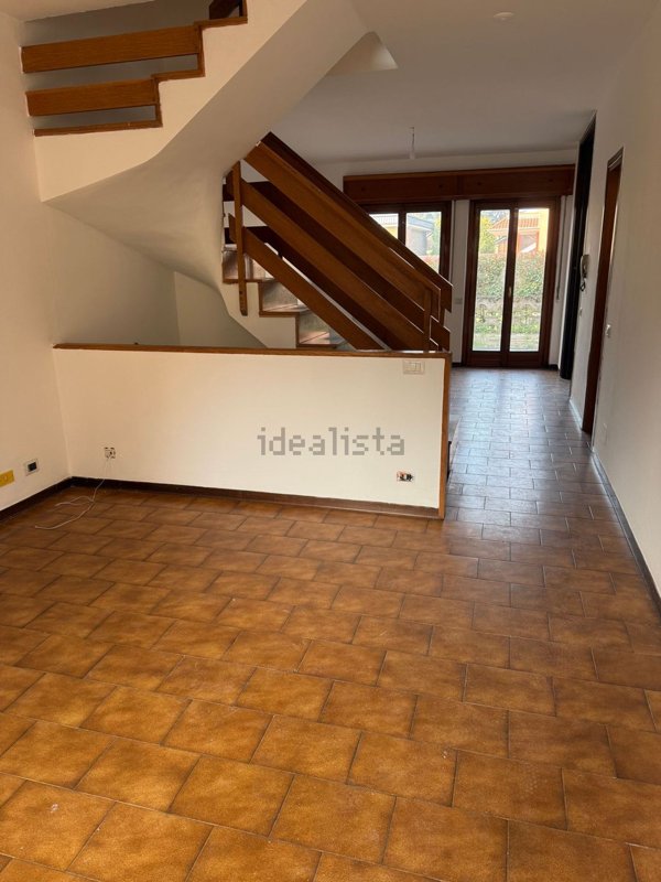 casa indipendente in vendita a Cesate