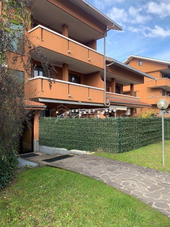 appartamento in vendita a Cesate