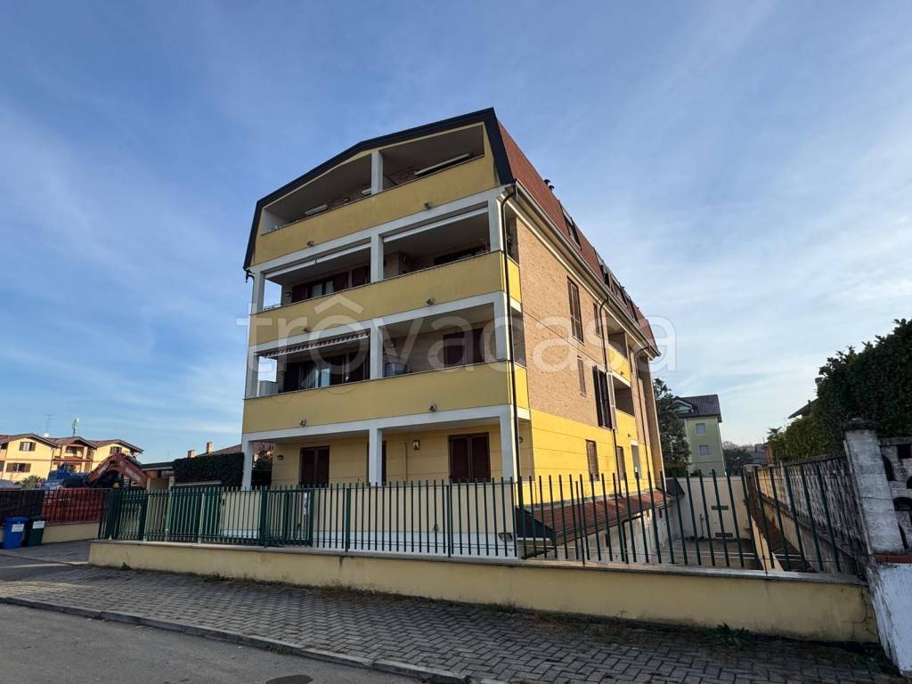 appartamento in vendita a Cesate