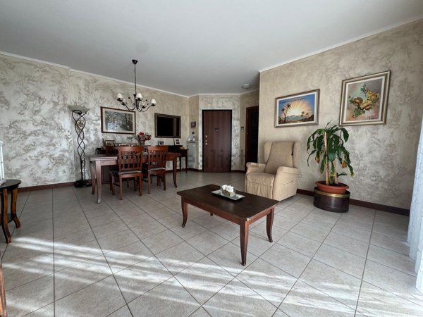 appartamento in vendita a Cesate