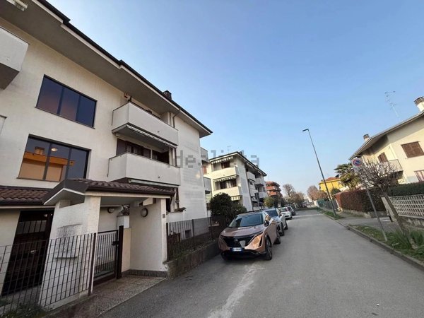appartamento in vendita a Cesate