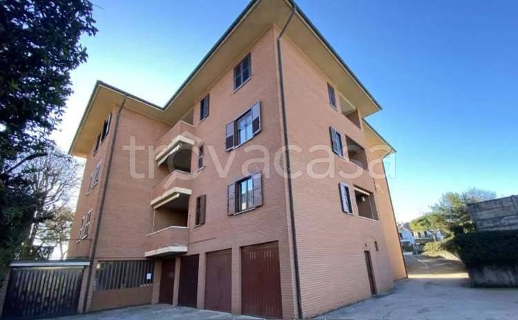 locale commerciale in vendita a Cesate