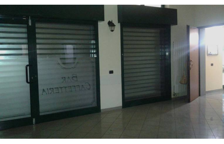 negozio in vendita a Cesate