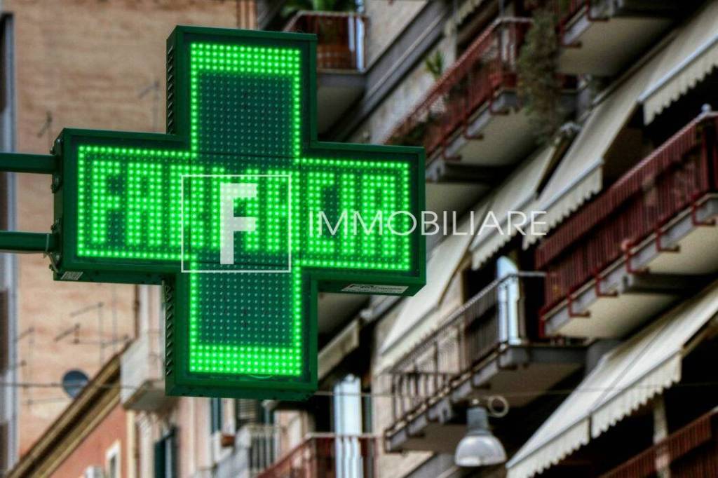 negozio in vendita a Cesate