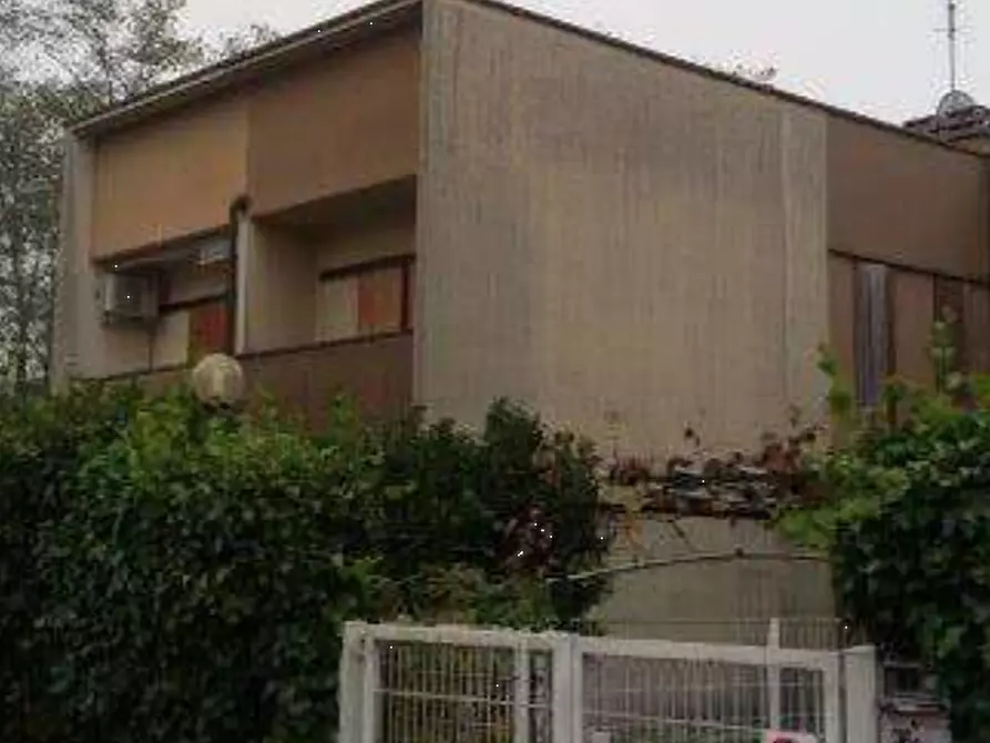 casa indipendente in vendita a Cesate