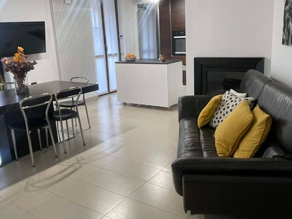 appartamento in vendita a Cesate