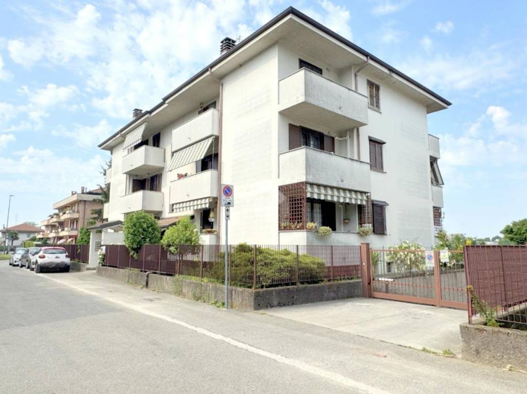 appartamento in vendita a Cesate