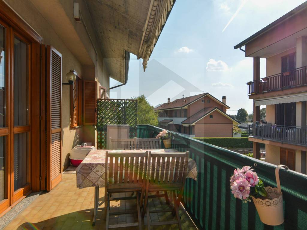 appartamento in vendita a Cesate