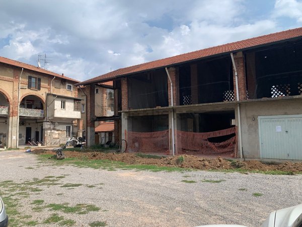 casa indipendente in vendita a Cesate