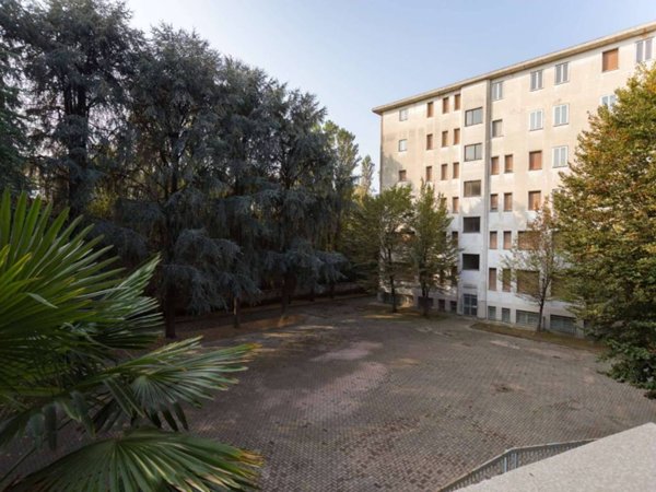 intera palazzina in vendita a Cinisello Balsamo in zona Robecco