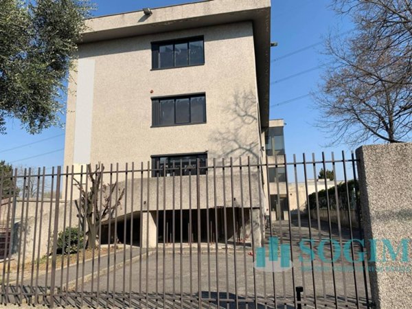 ufficio in vendita a Cinisello Balsamo in zona Robecco