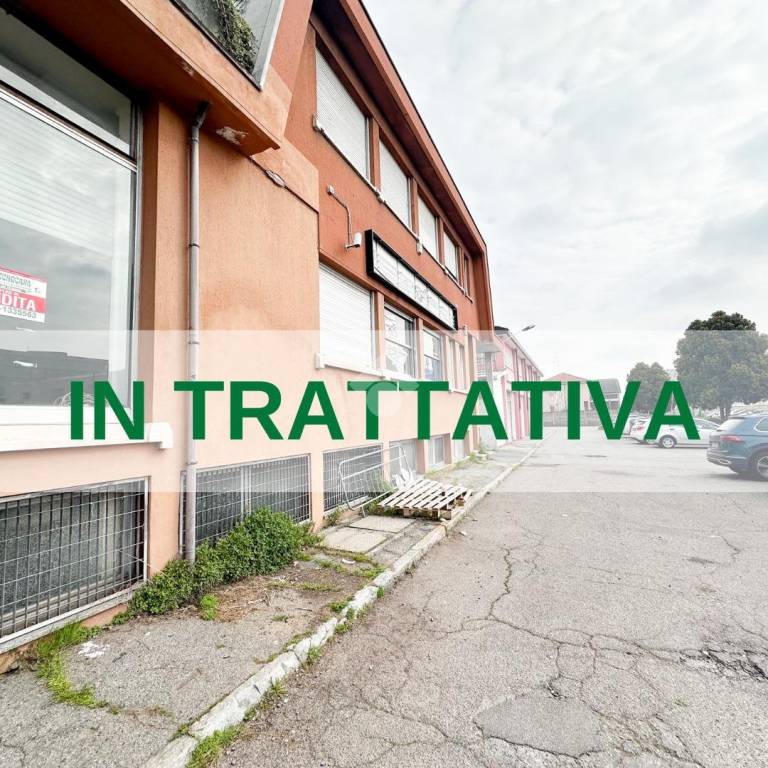 negozio in vendita a Cinisello Balsamo in zona Bettola