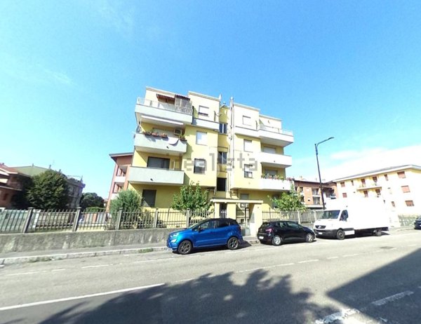 appartamento in vendita a Cinisello Balsamo in zona Campo dei Fiori