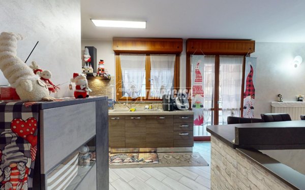 appartamento in vendita a Cinisello Balsamo in zona Sant'Eusebio