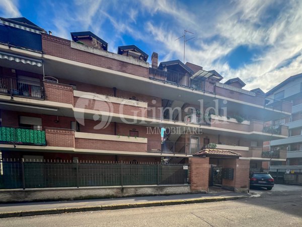 appartamento in vendita a Cinisello Balsamo in zona Sant'Eusebio
