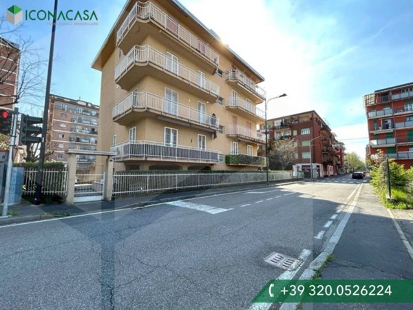 appartamento in vendita a Cinisello Balsamo in zona Robecco