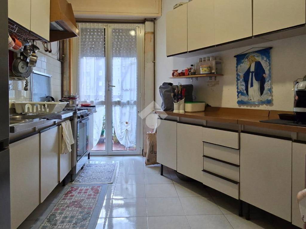 appartamento in vendita a Cinisello Balsamo in zona Robecco