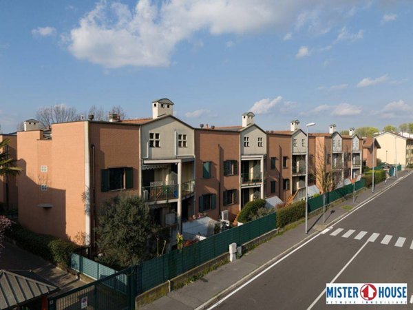 casa indipendente in vendita a Cinisello Balsamo in zona Sant'Eusebio