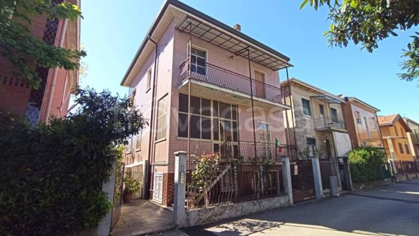 casa indipendente in vendita a Cinisello Balsamo