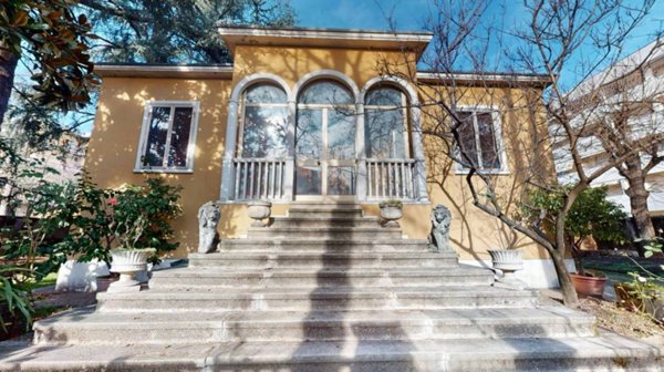 casa indipendente in vendita a Cinisello Balsamo in zona Robecco