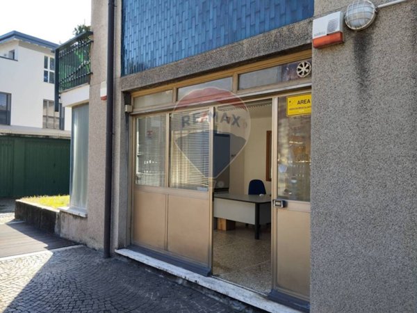 ufficio in vendita a Cinisello Balsamo in zona Campo dei Fiori