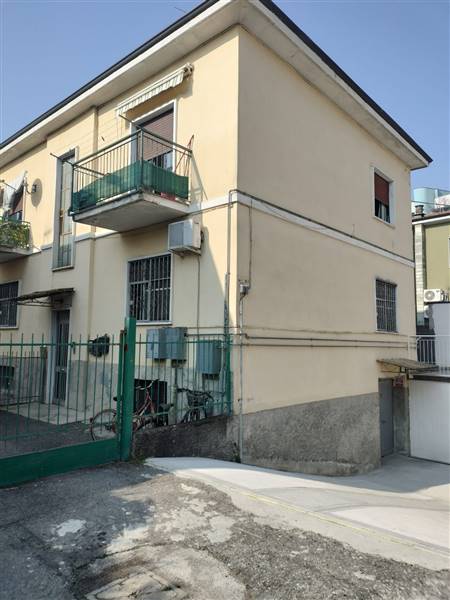 appartamento in vendita a Cinisello Balsamo in zona Campo dei Fiori