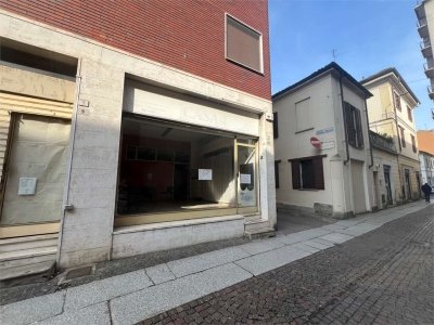 negozio in vendita a Cinisello Balsamo