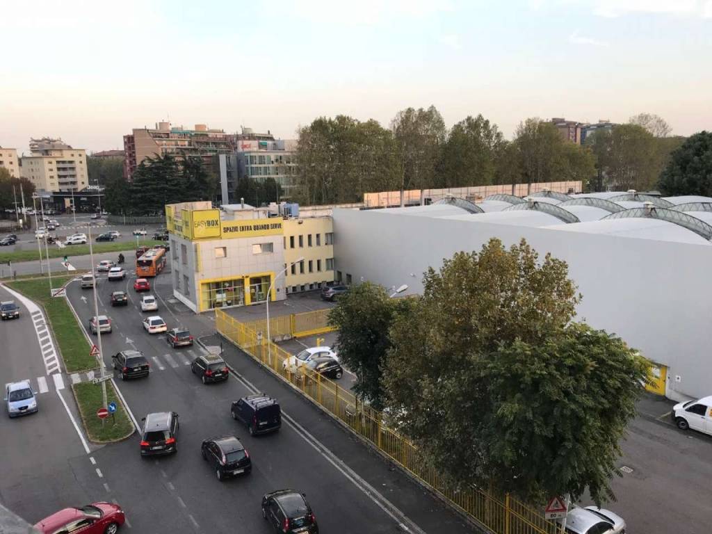 appartamento in vendita a Cinisello Balsamo in zona Robecco