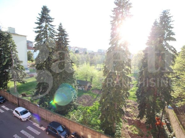 appartamento in vendita a Cinisello Balsamo in zona Robecco