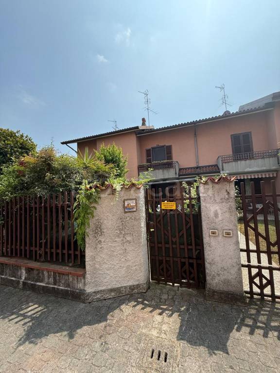 casa indipendente in vendita a Cinisello Balsamo