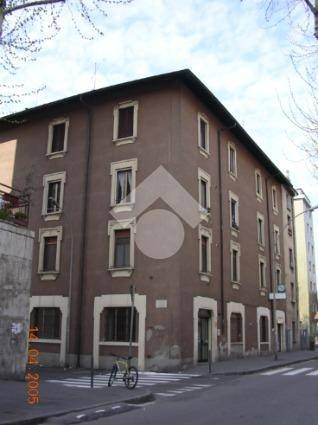 appartamento in vendita a Cinisello Balsamo in zona Robecco