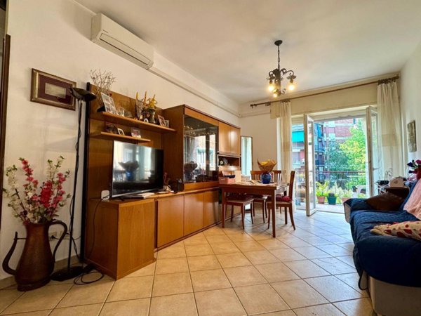 appartamento in vendita a Cinisello Balsamo in zona Robecco