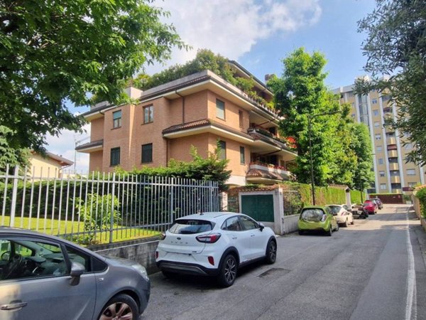 appartamento in vendita a Cinisello Balsamo