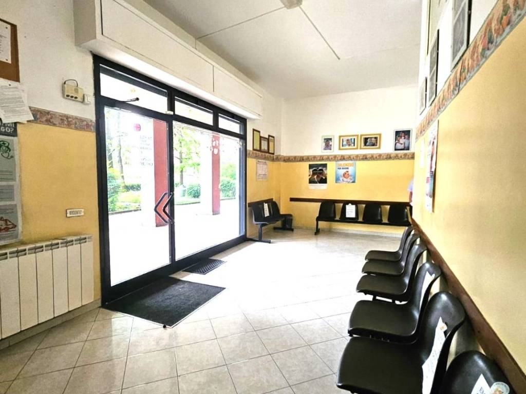 negozio in vendita a Cinisello Balsamo