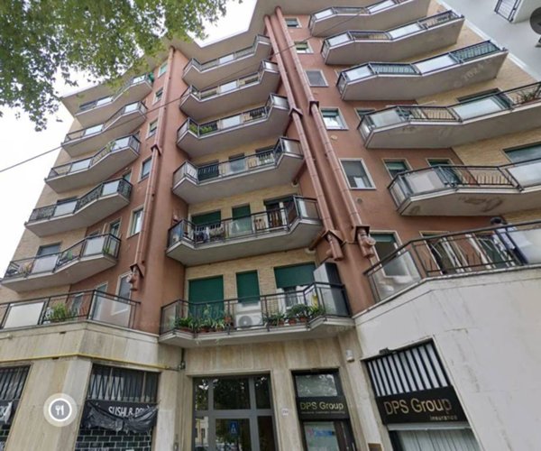 appartamento in vendita a Cinisello Balsamo in zona Robecco