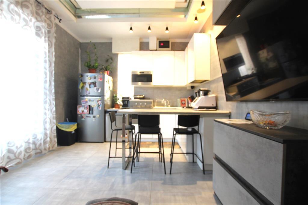 casa indipendente in vendita a Cinisello Balsamo in zona Sant'Eusebio