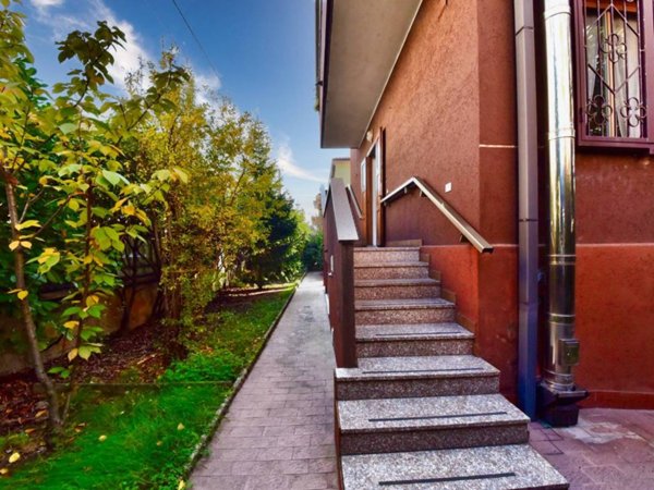 casa indipendente in vendita a Cinisello Balsamo